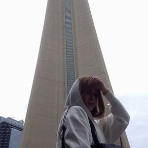 Meet your Posher, Simone